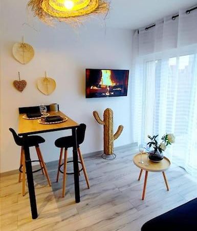 Appartement Cosy, Detente Avec Terrasse 프루투에트 외부 사진