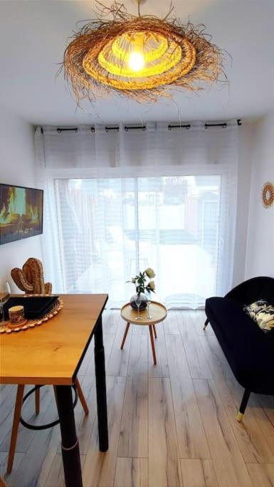 Appartement Cosy, Detente Avec Terrasse 프루투에트 외부 사진